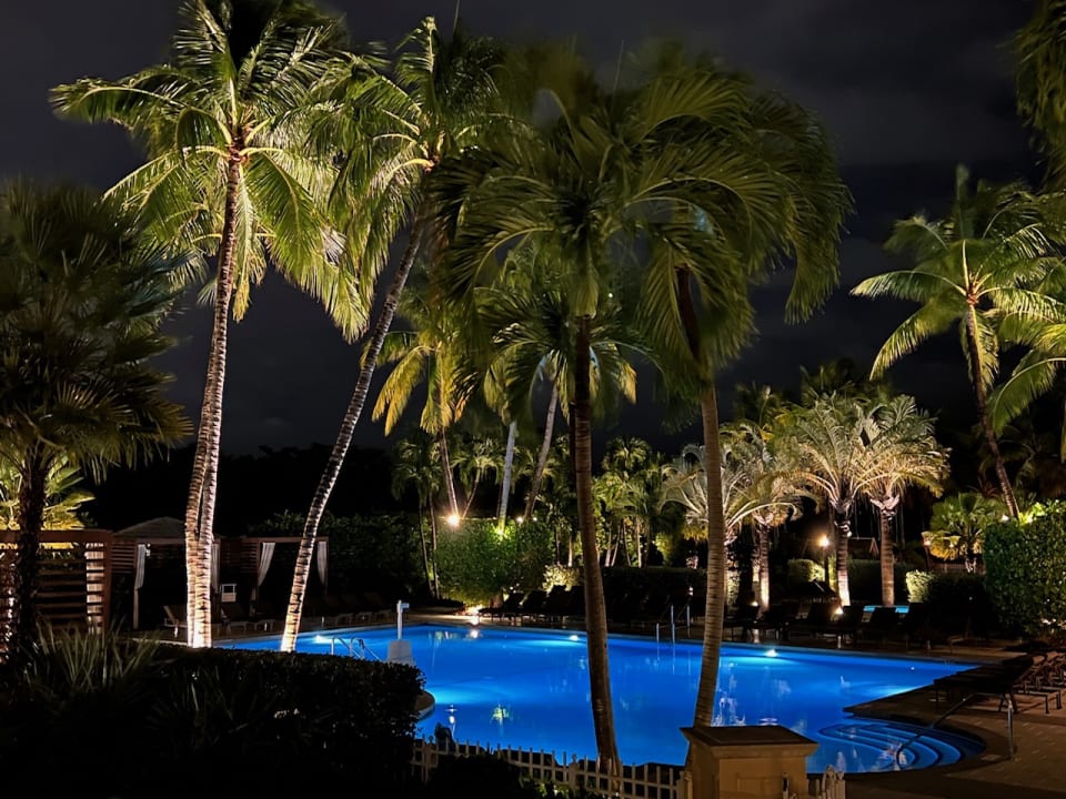 Pool Hotel The Ritz-Carlton Key Biscane