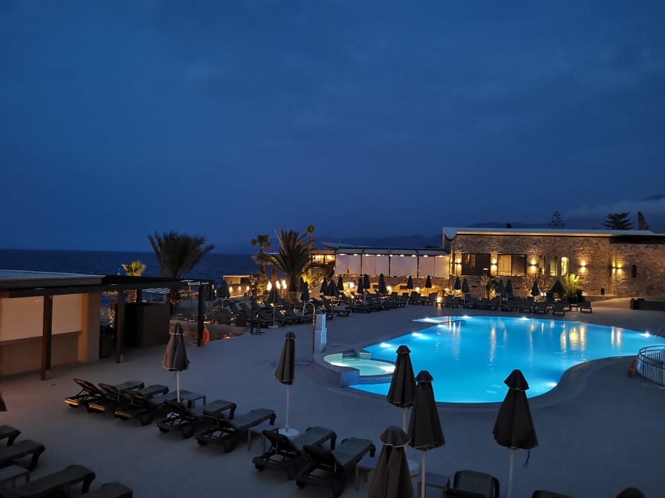 Pool Nana Golden Beach