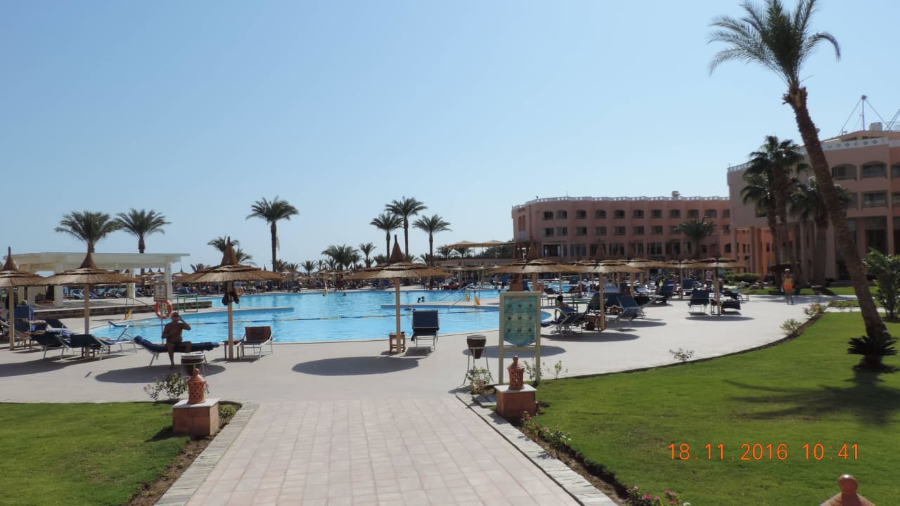 Pool Beach Albatros Resort