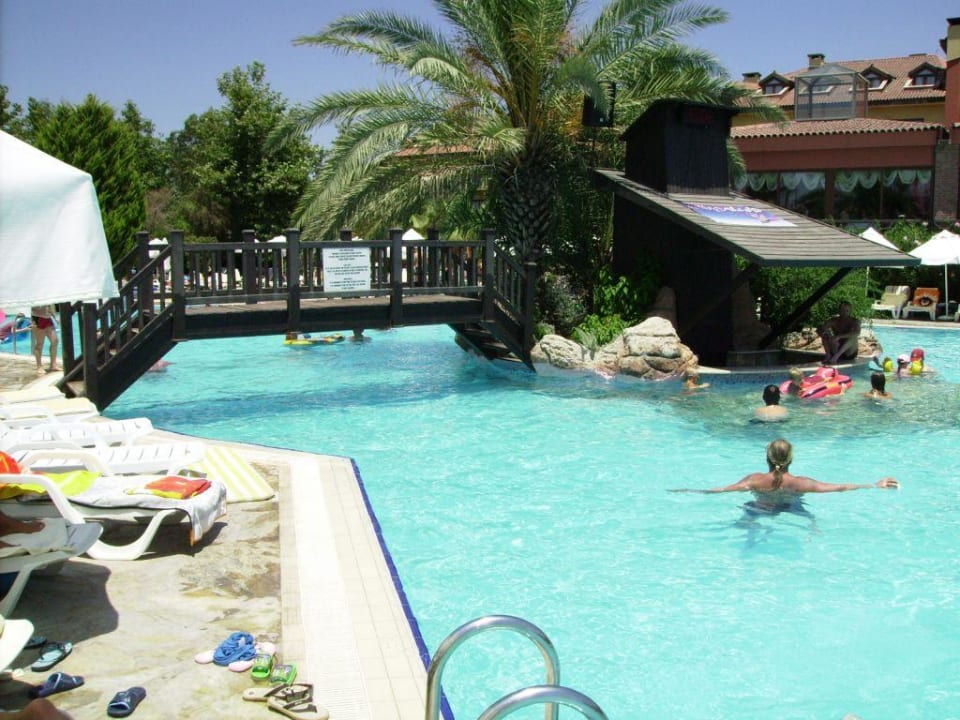 Basen Alba Resort Hotel