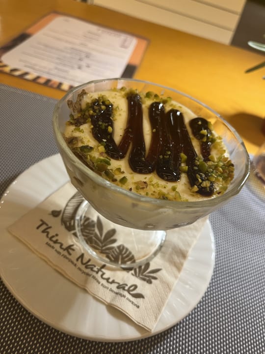 Gastro Anissa Beach & Village