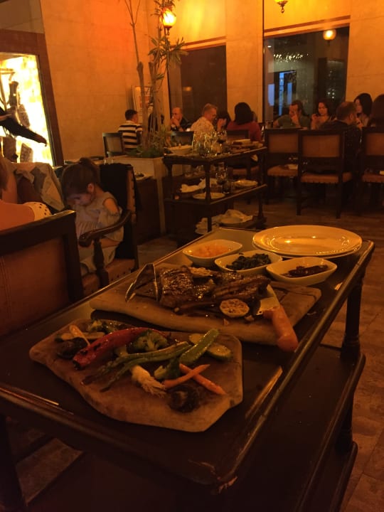 Gastro Gloria Serenity Resort