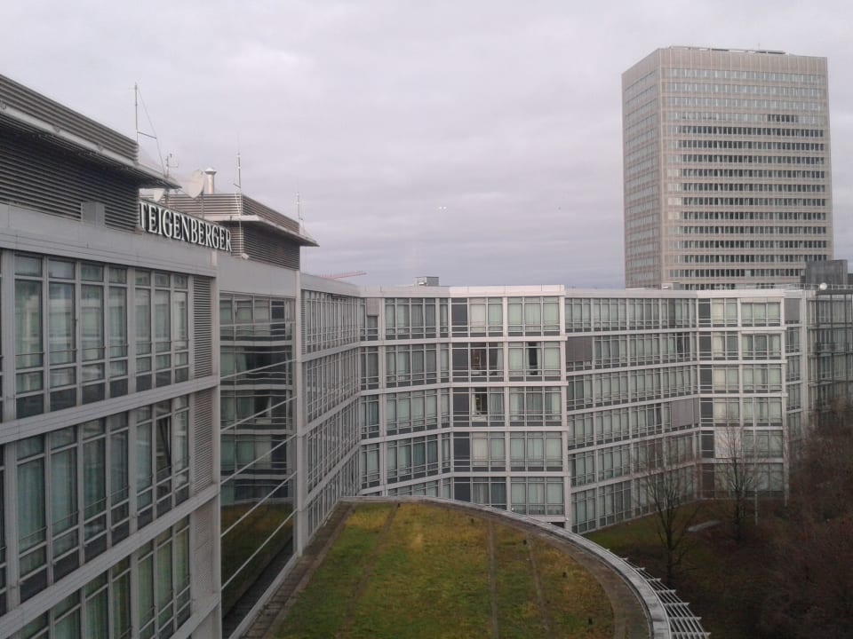 Außenansicht Steigenberger Hotel München