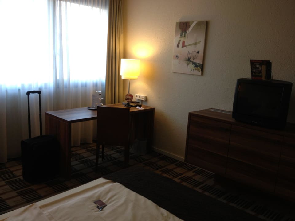 Schreibtisch Mercure Hotel Saarbrücken Süd