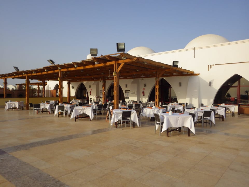 Außenterrasse Hotel Gorgonia Beach Resort