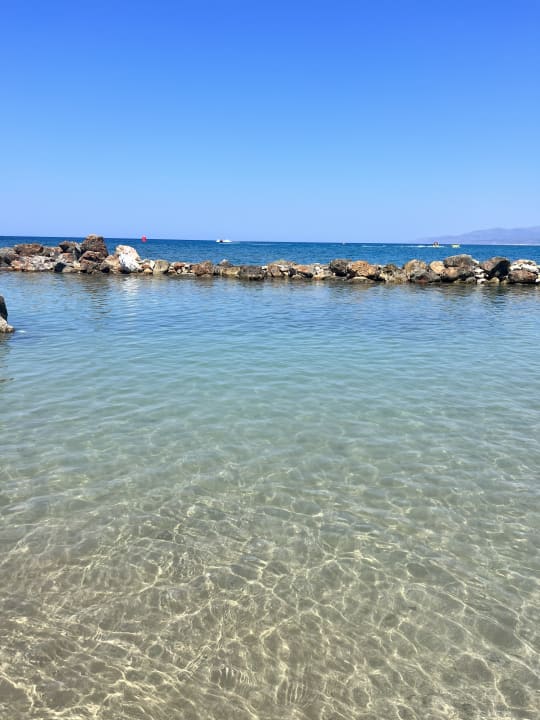 Strand Eri Beach & Village