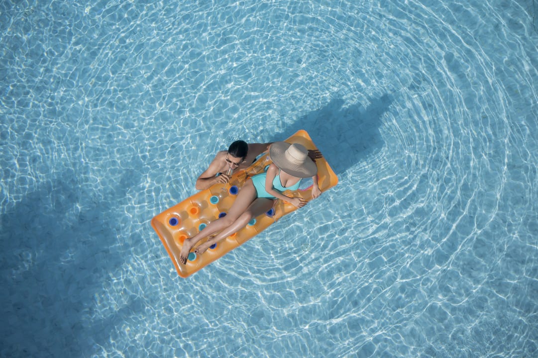 Pool Holiday Inn Resort Krabi Ao Nang Beach by IHG