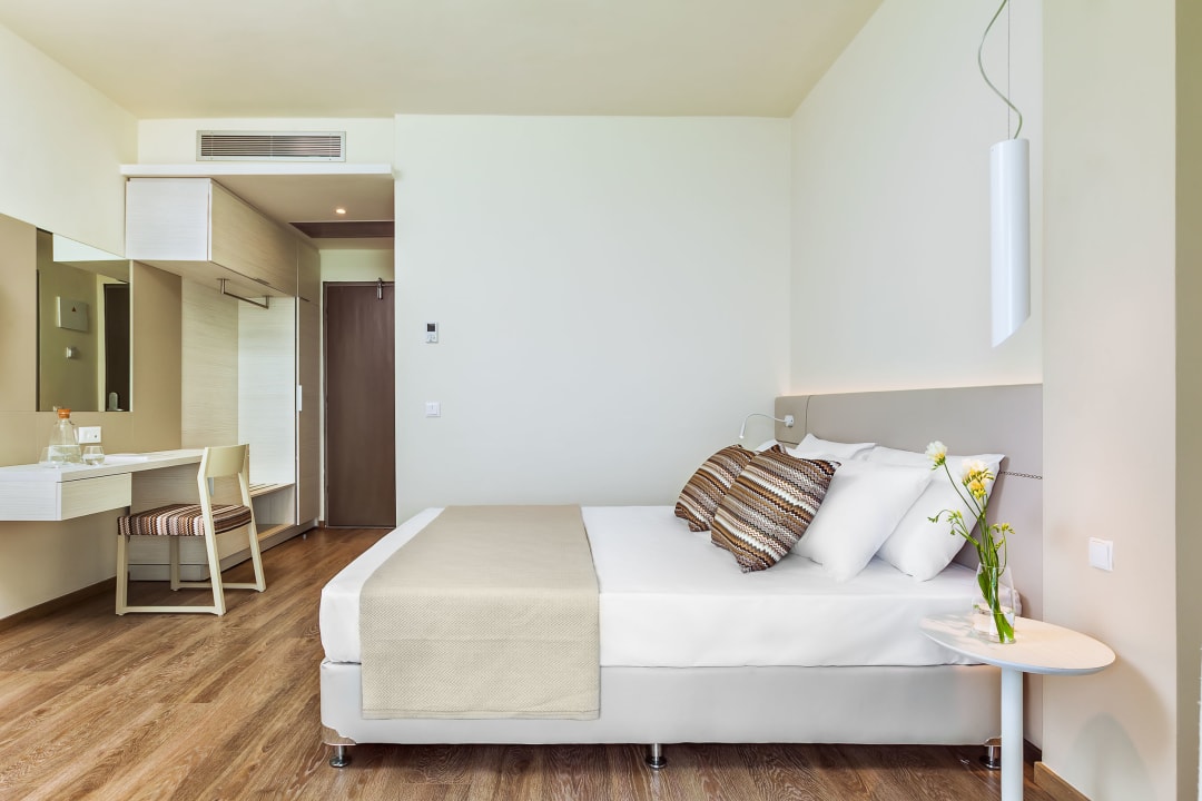 Zimmer Ammon Zeus Luxury Beach Hotel