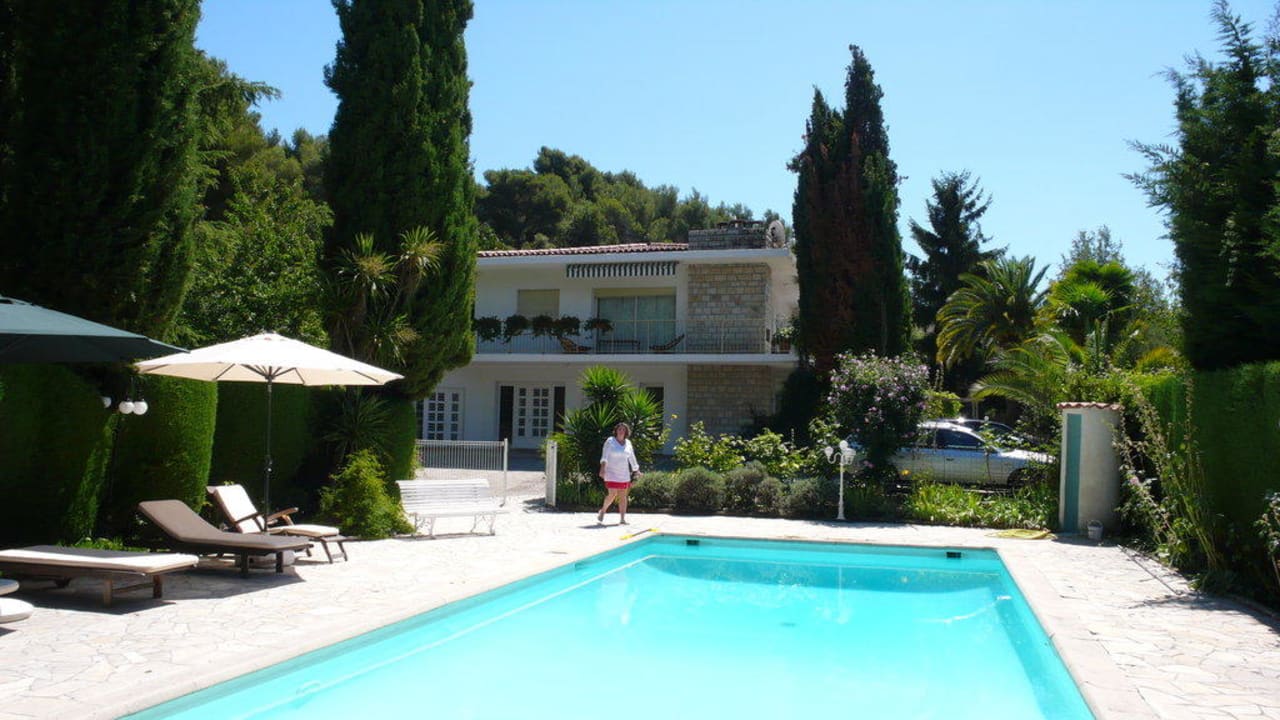 Pool mit Hotel B&B Les Cypres de Vence