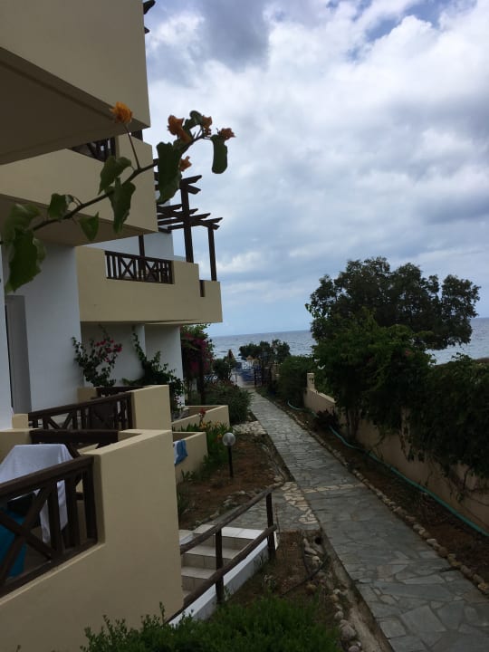 Außenansicht Hotel Dedalos Beach