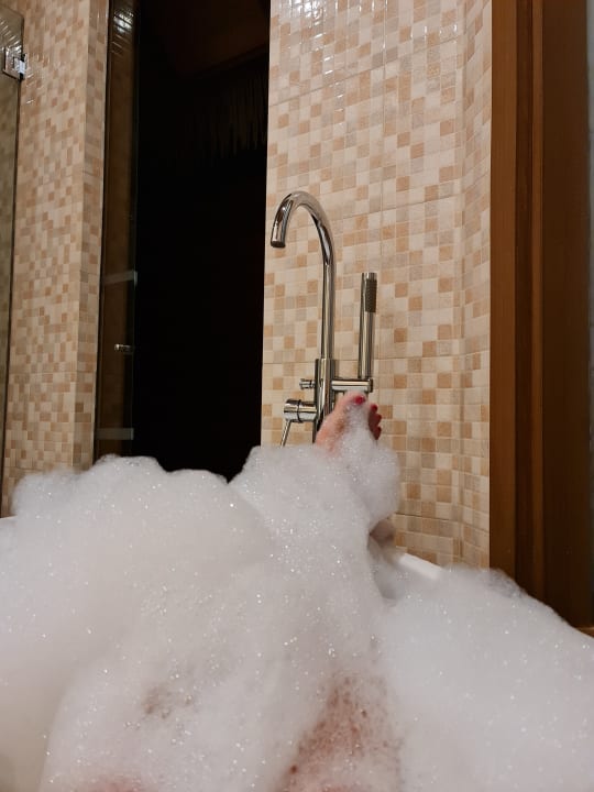 Zimmer Mercure Maldives Kooddoo Resort