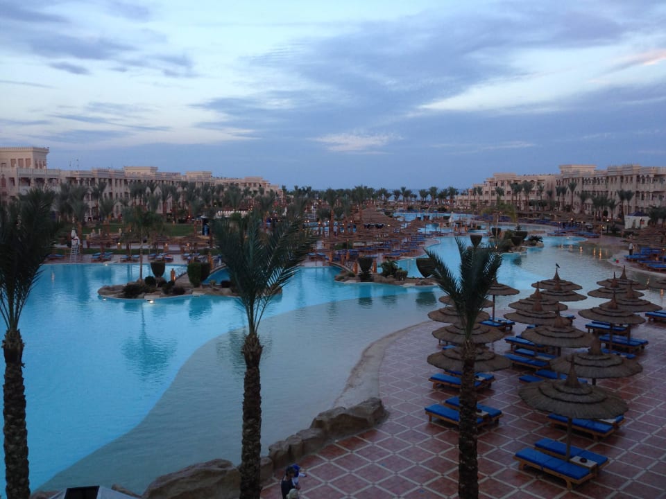 Traumhafte Poollandschaft Pickalbatros Palace Resort