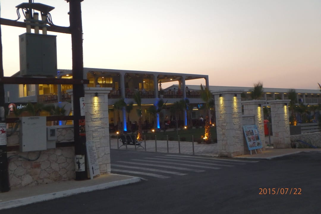 Wjazd Caretta Island Hotel