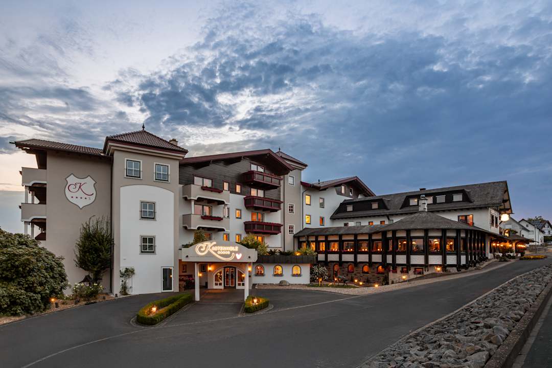 Außenansicht Hotel Kastenholz