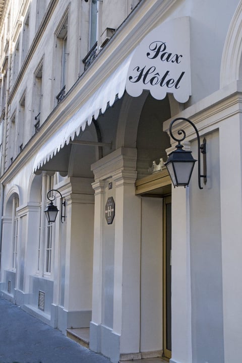 Facade Hotel Pax Opera