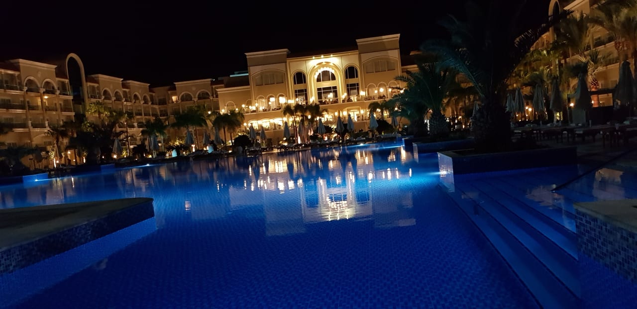 Pool Premier Le Reve Hotel & Spa