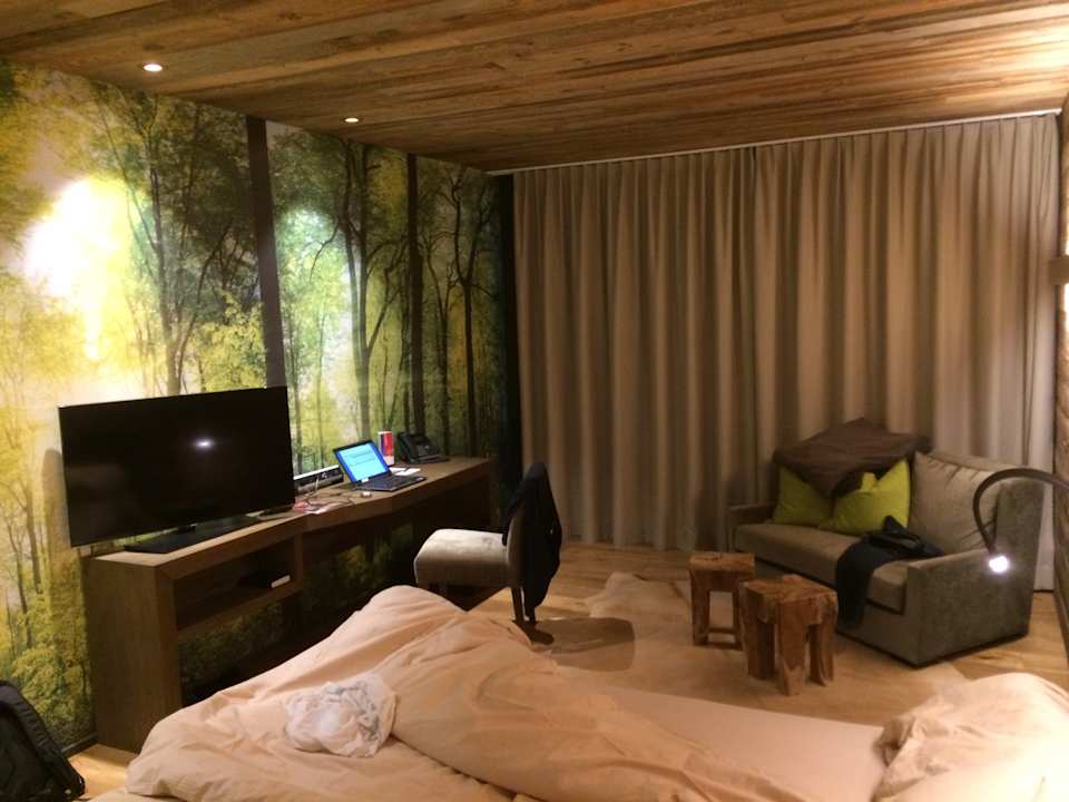 Zimmer Riverside Hotel