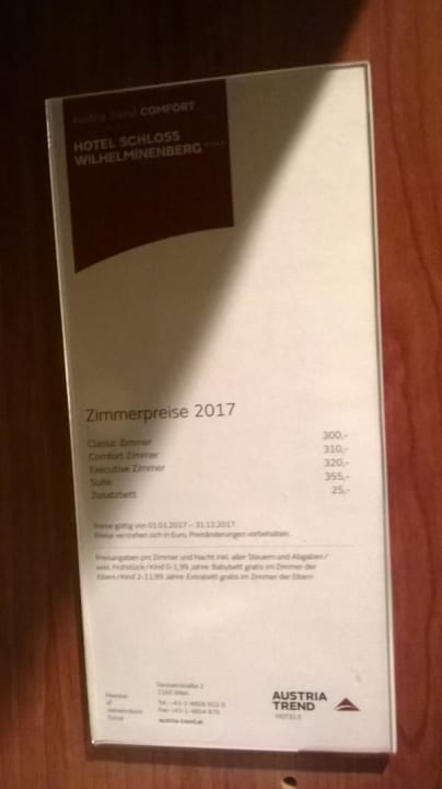 Zimmerpreise im Kleiderschrank auf dem Zimmer Austria Trend Hotel Schloss Wilhelminenberg