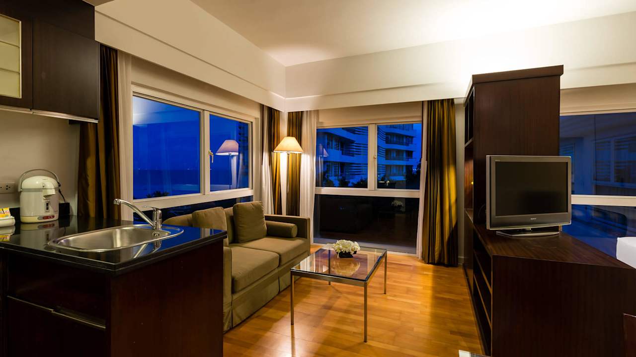 Studio Room RCG Suites Pattaya