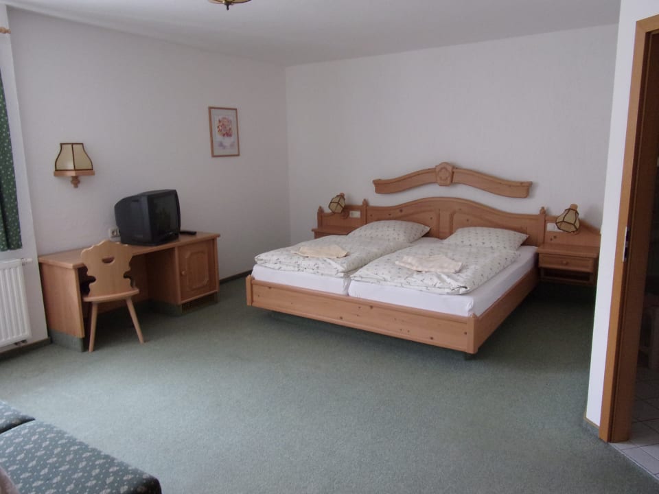 Zimmer Pension Rotes Haus