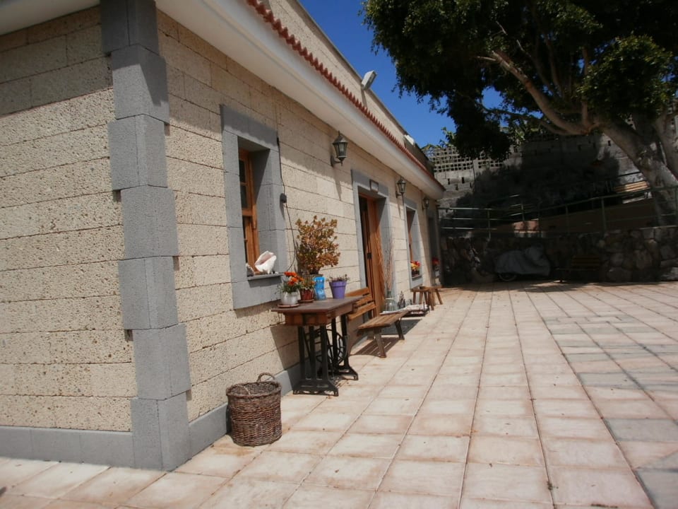 Vor der Rezeption Hotel Rural El Navío