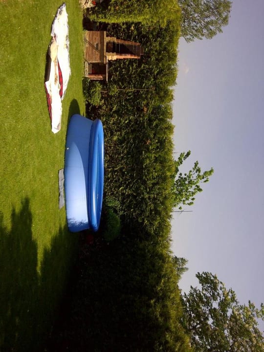 Бассейн Guesthouse Melon