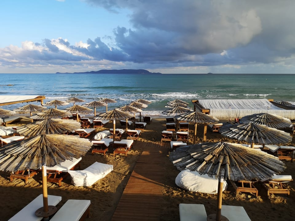 Strand Mitsis Rinela