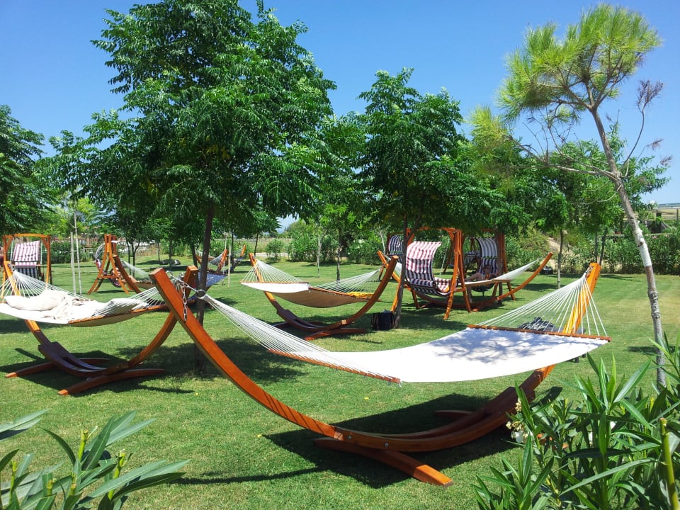 Relaxen im Garten Diamond Excellence Resort & Spa