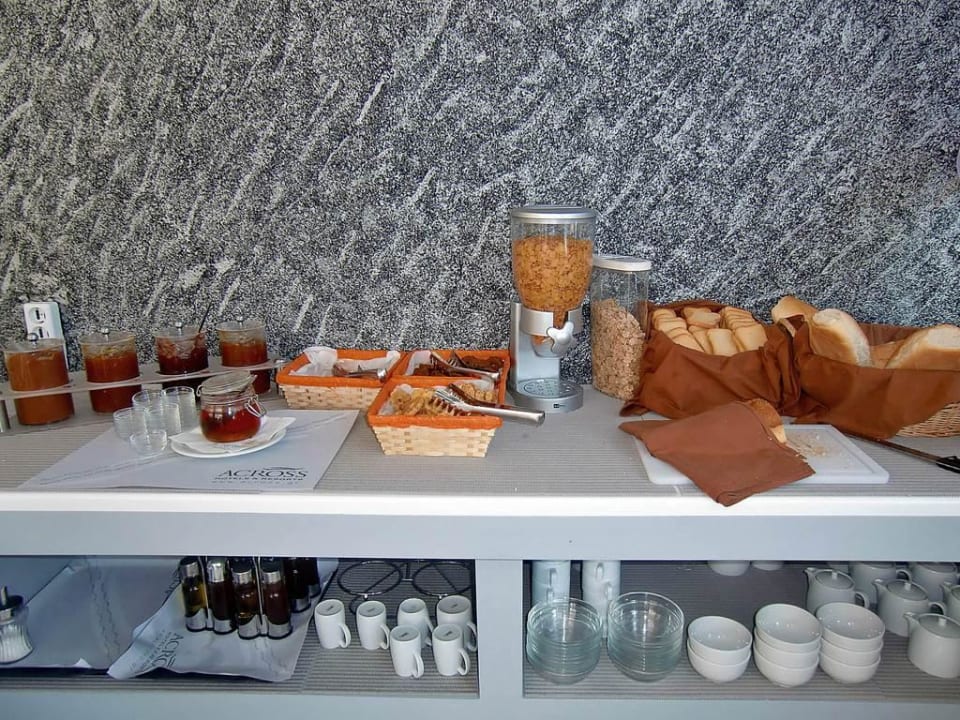 Teil des Frühstücksbuffets Hotel Pashos