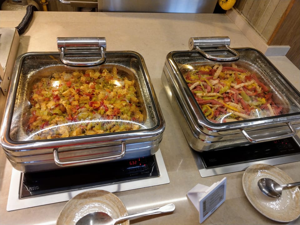 Gastro Melas Resort Hotel