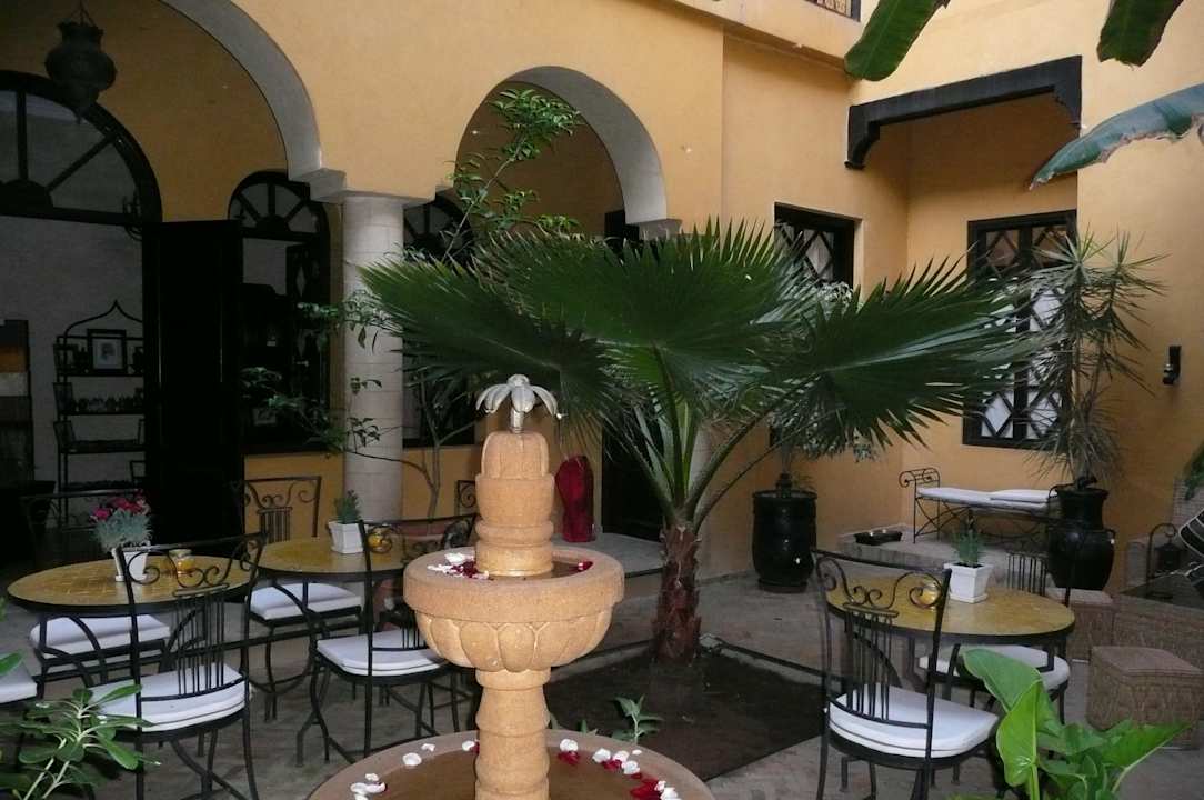 Patio Hotel Riad Soleil D'orient