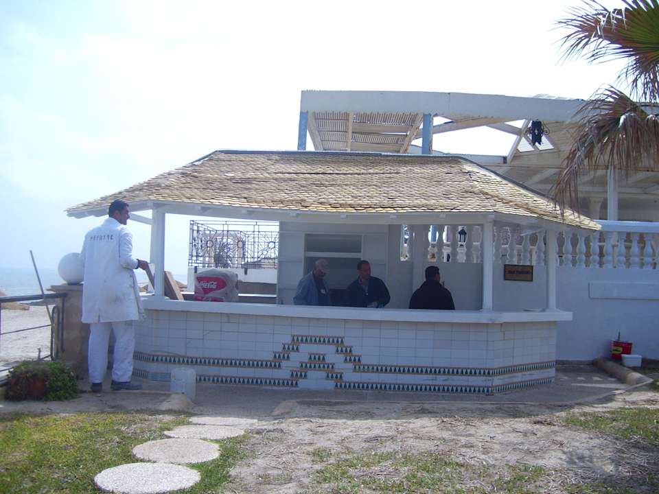 Strandbar, war nicht im Betrieb Alassio Hotel and Thalasso
