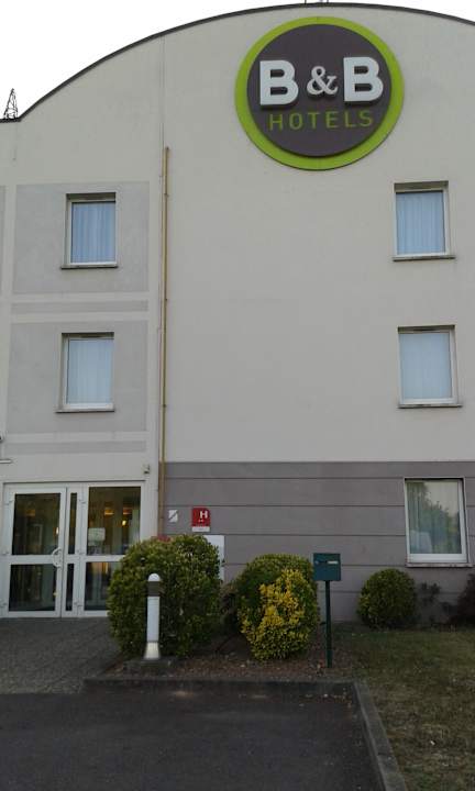 Eingang B&B Hotel Freyming-Merlebach