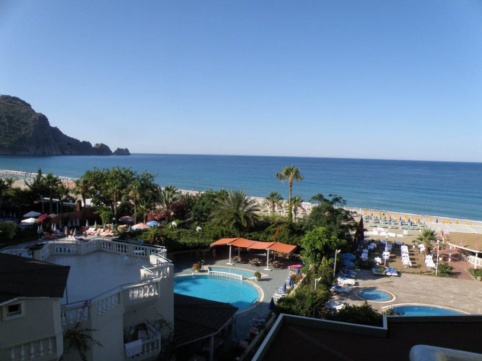 Pohled na moře z pokoje Azak Beach Hotel