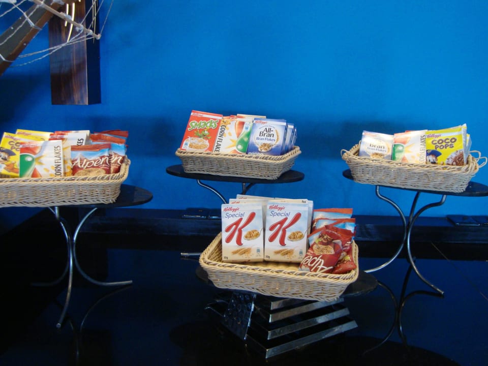 Frühstücksbuffet Veligandu Maldives Resort Island