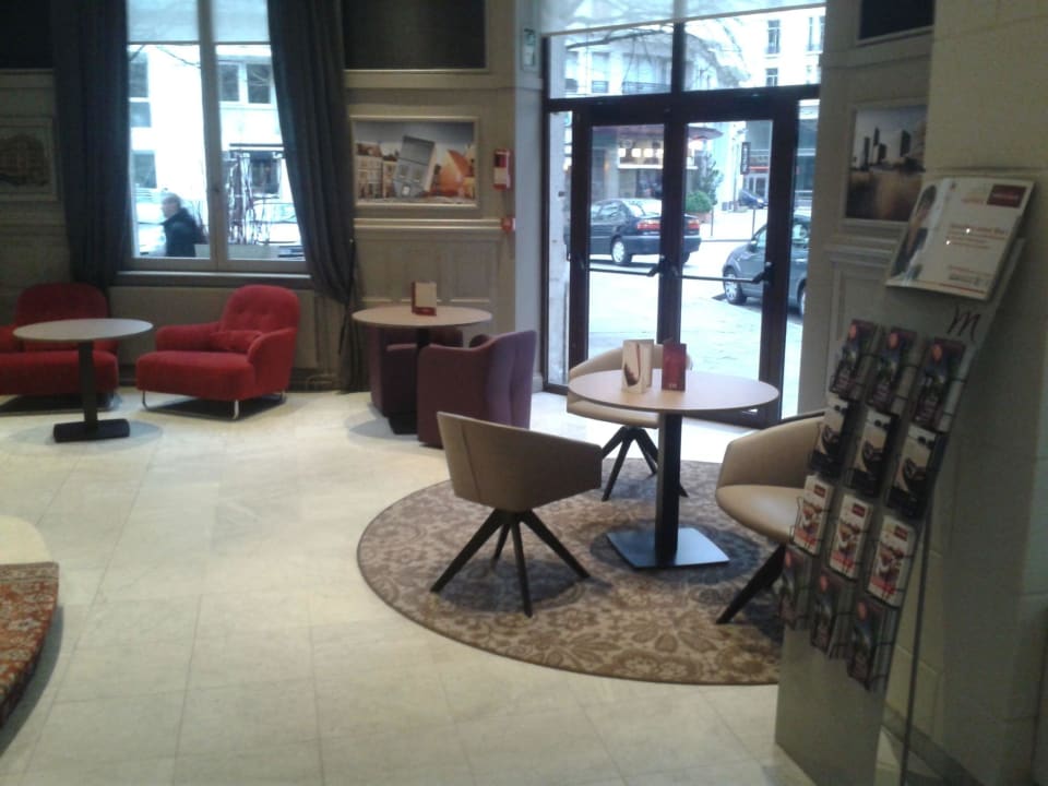 Vchod a lobby pri vchode Hotel Mercure Lille Centre Grand Place
