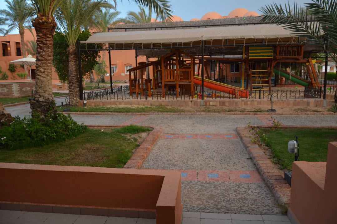 ... bei Regen .... Jaz Makadi Oasis Resort