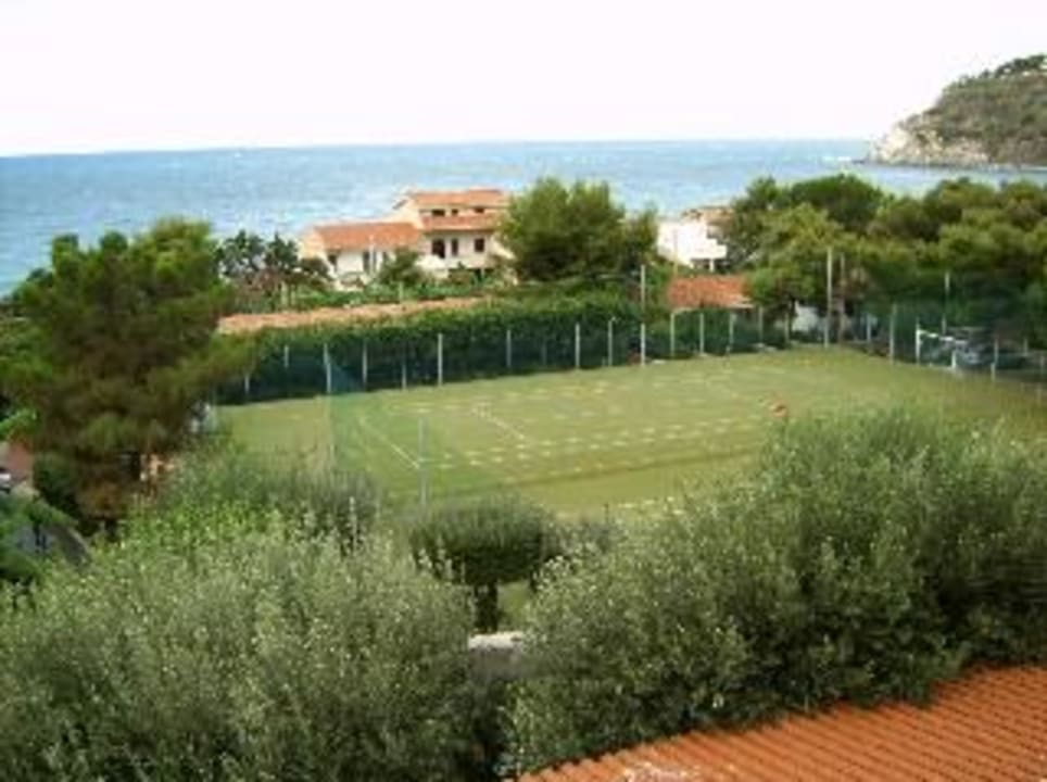 Die Tennisplätze Scoglio della Galea Village & Spa