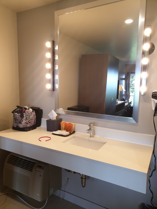 Zimmer Hotel Crescent Bay Inn