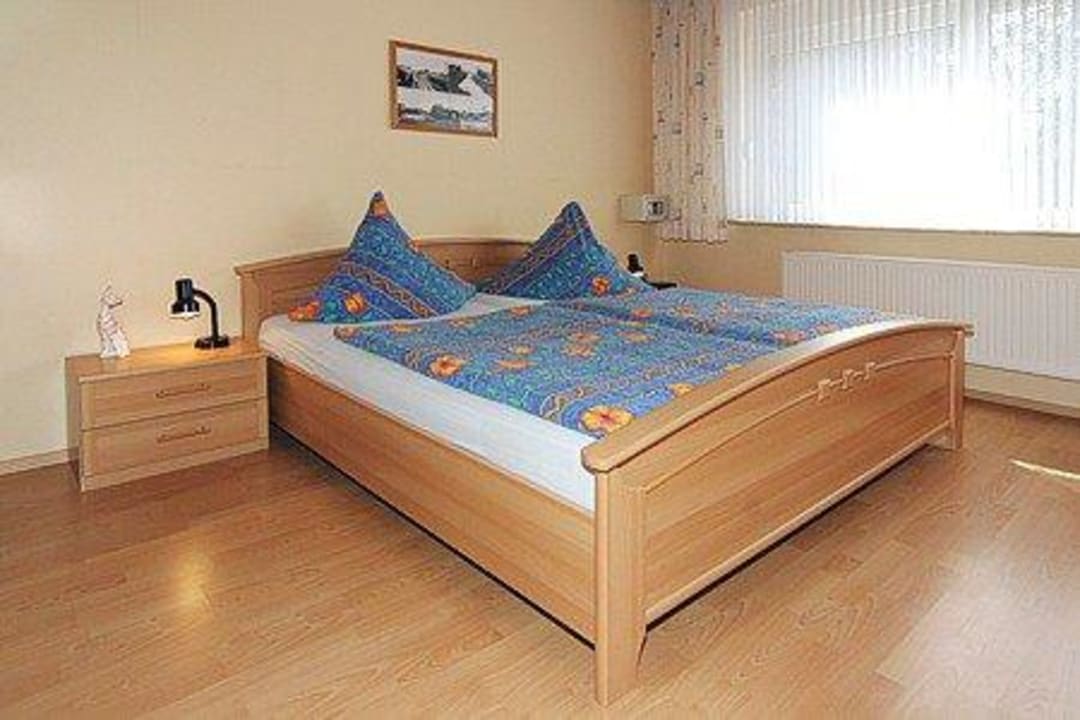 Schlafzimmer Ferienwohnungen Haus Frohsinn
