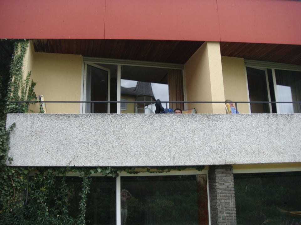 Balkon vom Garten her betrachtet Hotel Zur Mühle