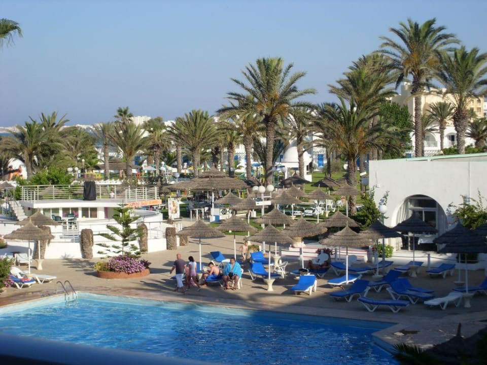Pool und Gartenbereich El Mehdi Beach Resort