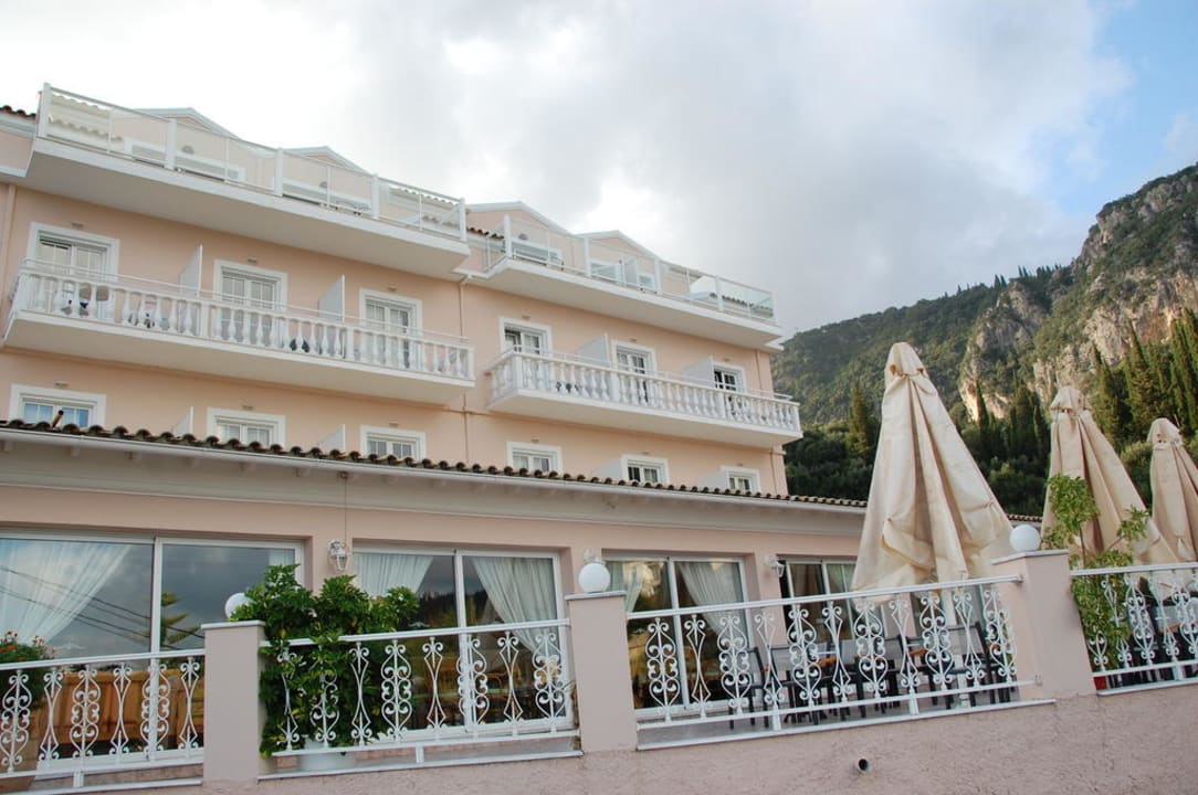 Hotelfront Odysseus Hotel