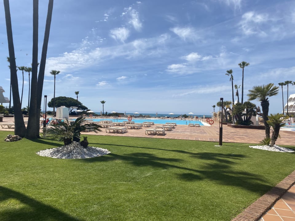 Pool Iberostar Waves Royal Andalus