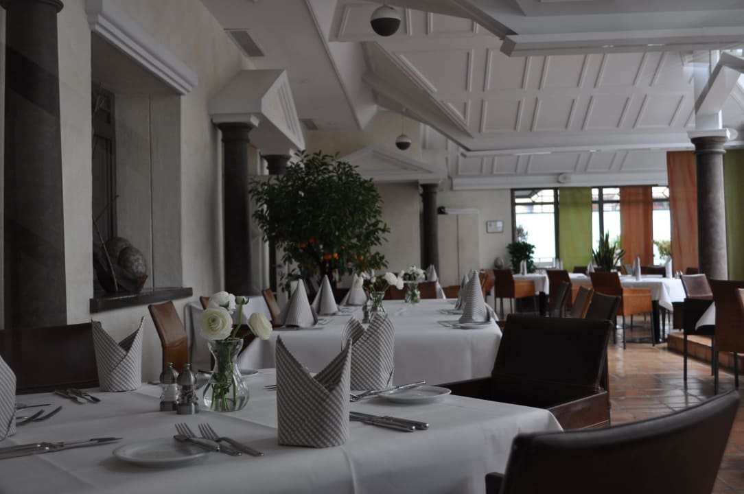 Schön gedeckt Hotel Traube am See