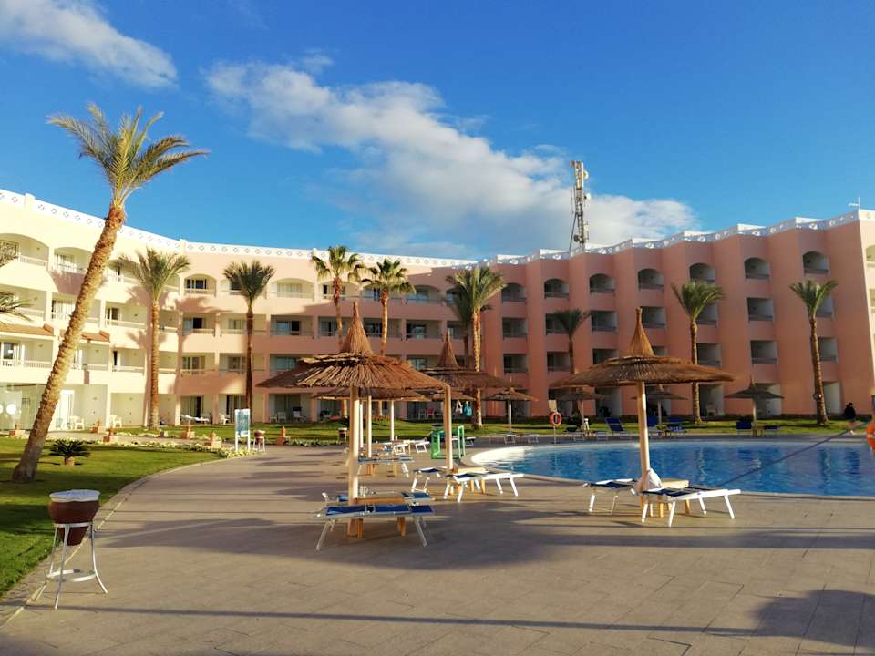 Pool Beach Albatros Resort