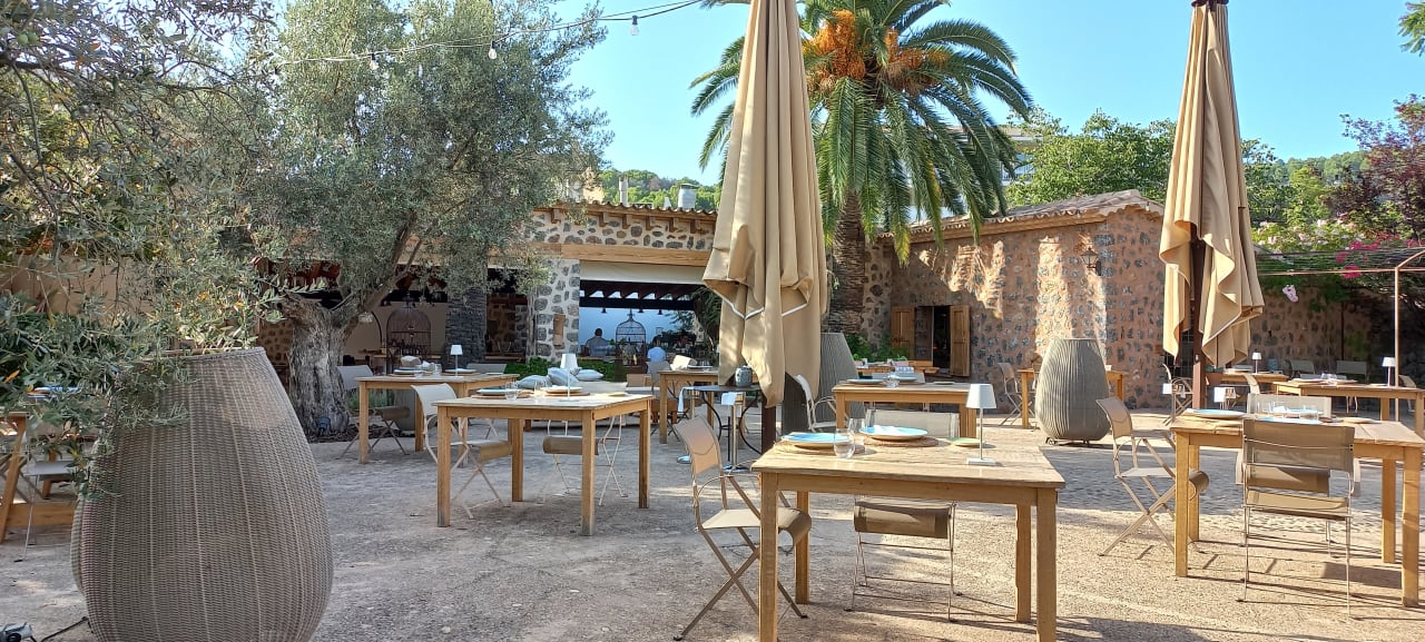 Pool Hotel Es Port
