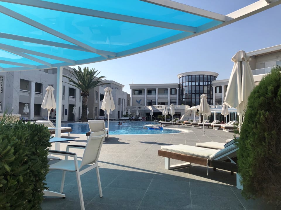 Pool Mythos Palace Resort & Spa