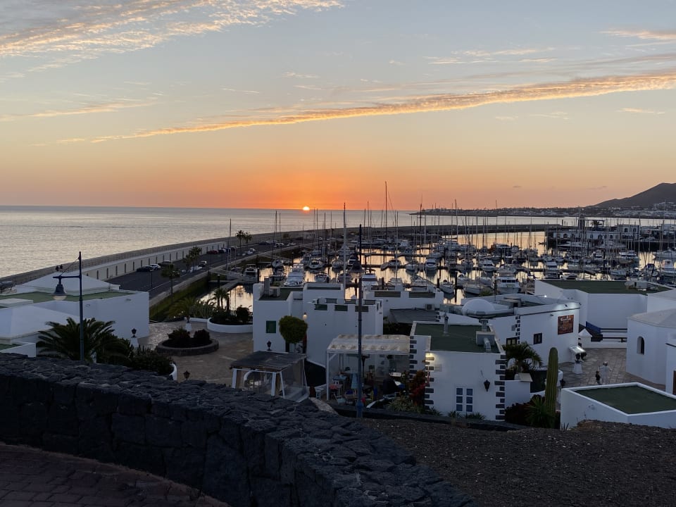 Ausblick CalaLanzarote Suites Hotel - Adults Only