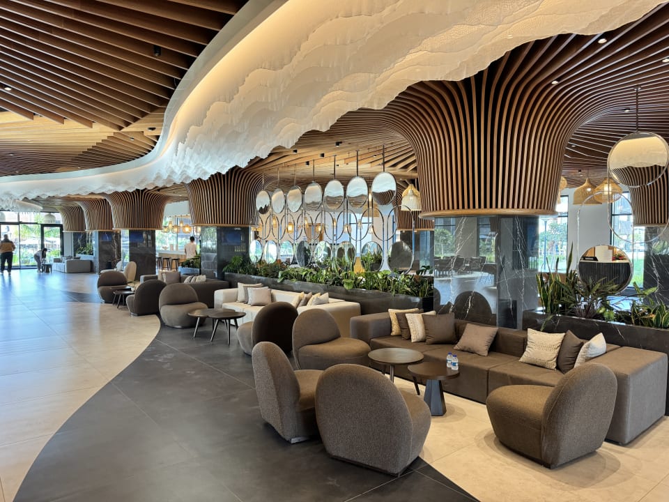 Lobby Jacaranda Luxury Resort